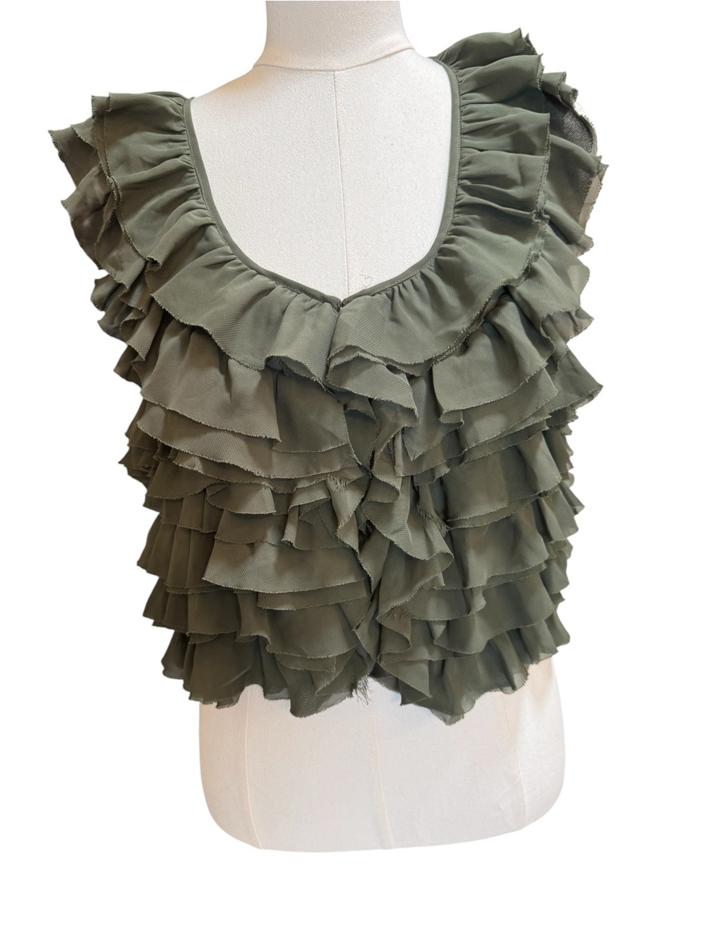 Romeo & Juliet Couture Olive Layered Ruffle Vest Size M NWT